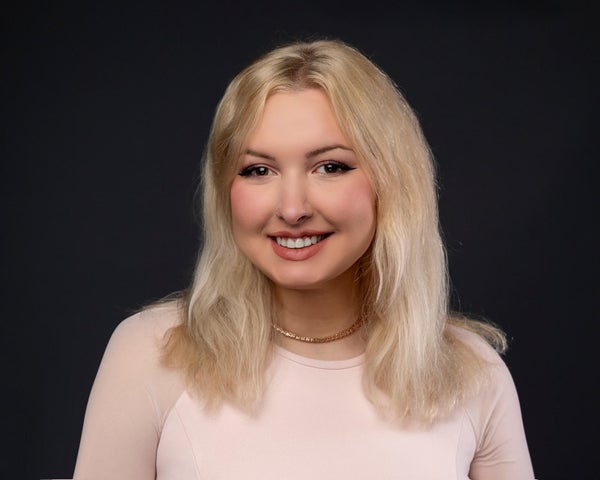 Iana Iakubenko, Associate